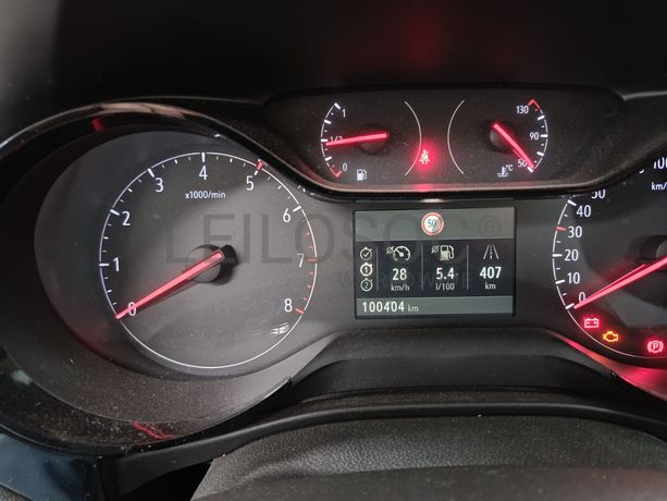 Opel Corsa · Ano 2021