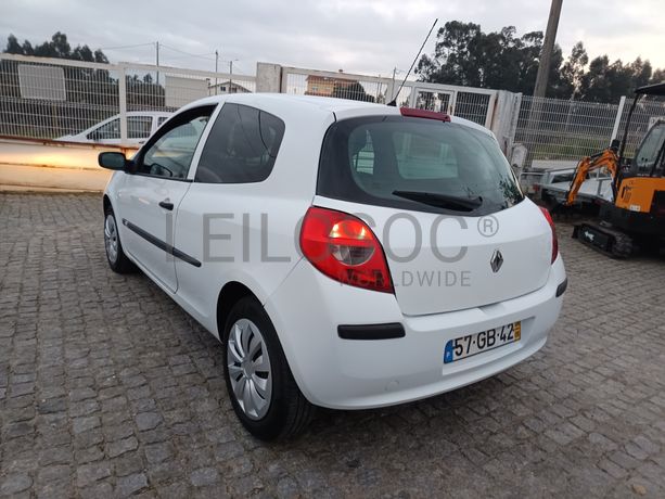 Renault Clio 1.5 DCi · Ano 2008