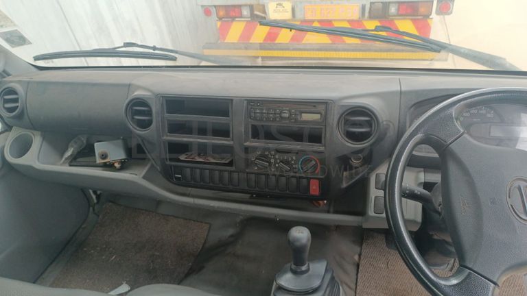 Camião-cisterna Toyota Hino - 2003