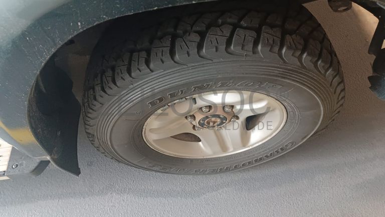 Toyota Land Cruiser - 2002