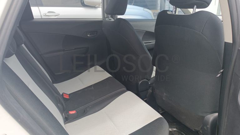 Toyota Ractis - 2012