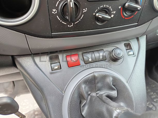 Peugeot Partner · Ano 2018