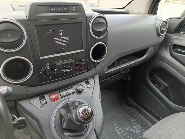 Peugeot Partner · Ano 2018