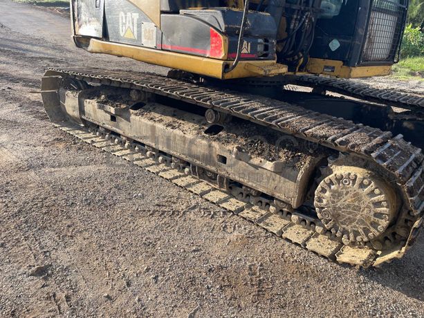 Escavadora CAT 319D · Ano 2011