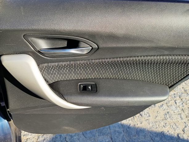 BMW 116d · Ano 2011