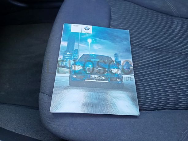 BMW 116d · Ano 2011
