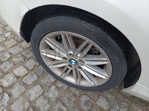 BMW 116d · Ano 2015