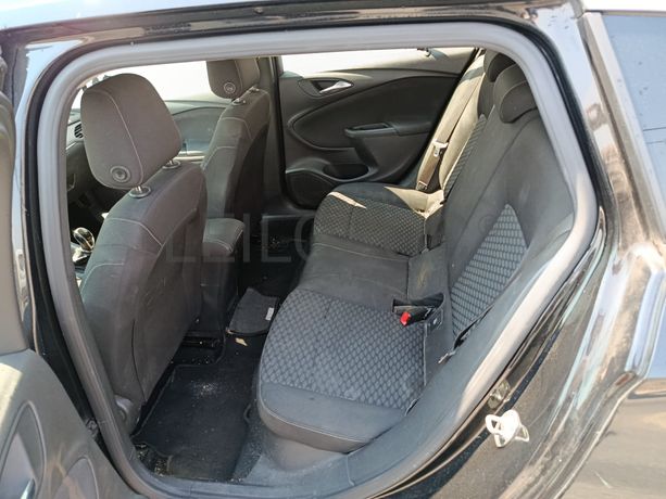 Opel Astra K Sports Tourer · Ano 2017