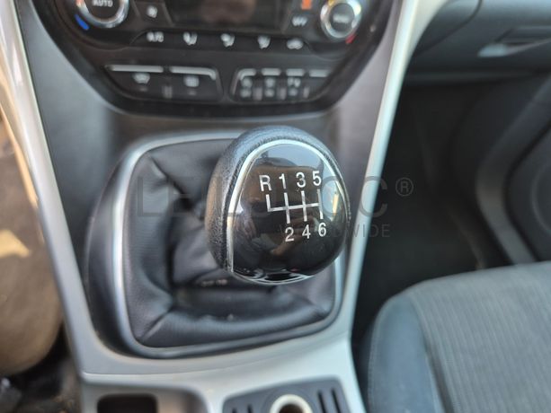 Ford C-Max · Ano 2012