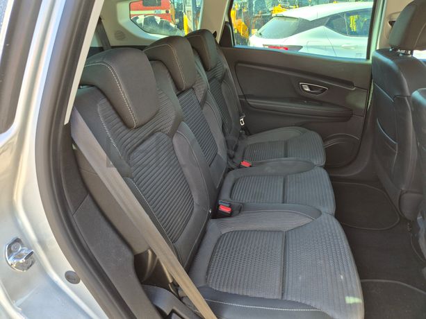 Renault Grand Scénic · Ano 2020