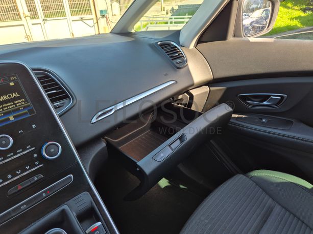 Renault Grand Scénic · Ano 2020