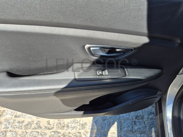 Renault Grand Scénic · Ano 2020