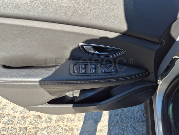 Renault Grand Scénic · Ano 2020