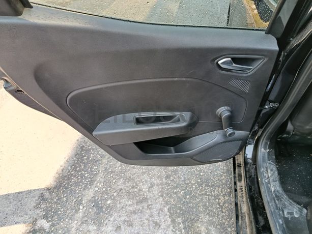 Renault Clio · Ano 2020