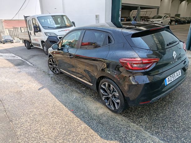 Renault Clio · Ano 2020