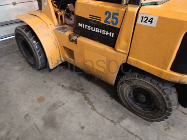 Empilhador Mitsubishi FD-25 · Ano 1990