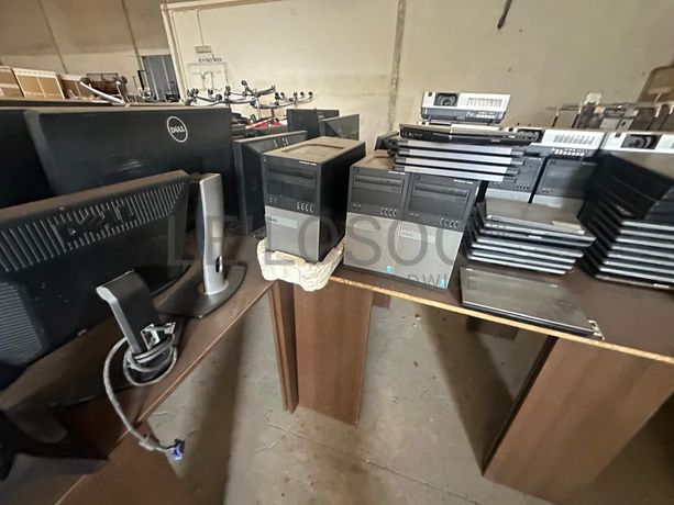 Equipamentos Informáticos