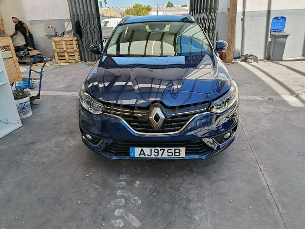Renault Mégane IV Sport Tourer · Ano 2017