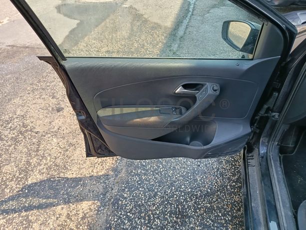 Volkswagen Polo · Ano 2016