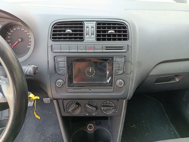 Volkswagen Polo · Ano 2016