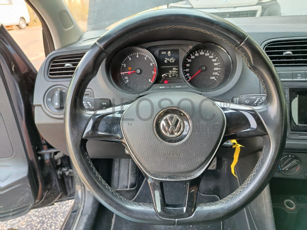 Volkswagen Polo · Ano 2016
