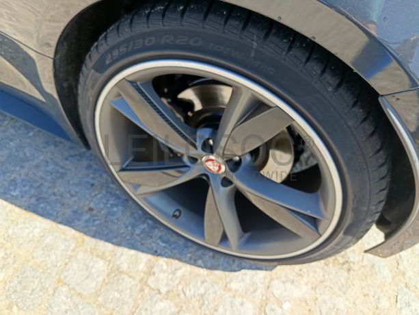 Jaguar F-Type R-Dynamic · Ano 2019