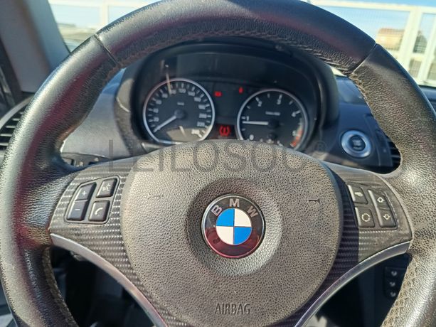BMW 118d · Ano 2010