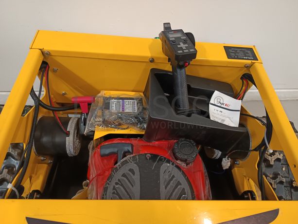 Corta Relvas Salini RC-900 · Ano 2025