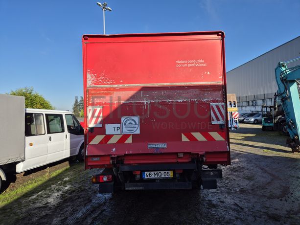 Mitsubishi Canter Fuso 7C18 · Ano 2012