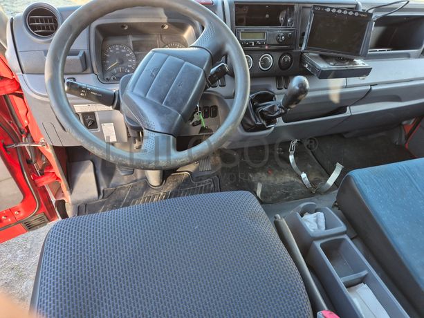 Mitsubishi Canter Fuso 7C18 · Ano 2012