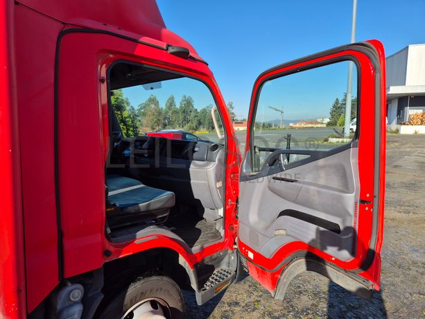 Mitsubishi Canter Fuso 7C18 · Ano 2012