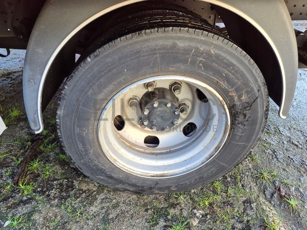 Mitsubishi Canter Fuso 7C18 · Ano 2012