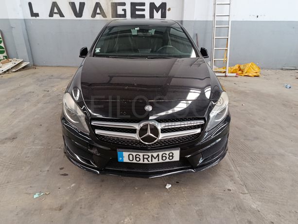 Mercedes-Benz A 180 · Ano 2013