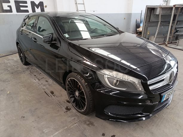 Mercedes-Benz A 180 · Ano 2013