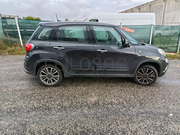 Fiat 500L · Ano 2019