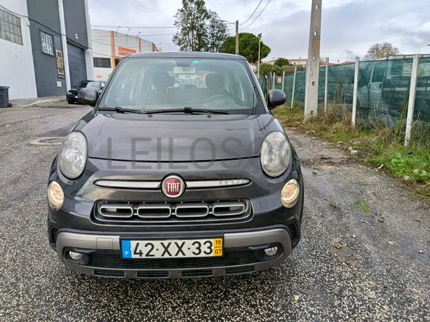 Fiat 500L · Ano 2019