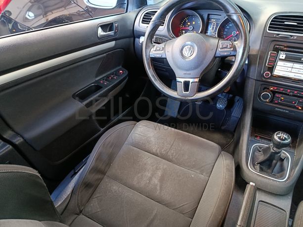 Volkswagen Golf · Ano 2010