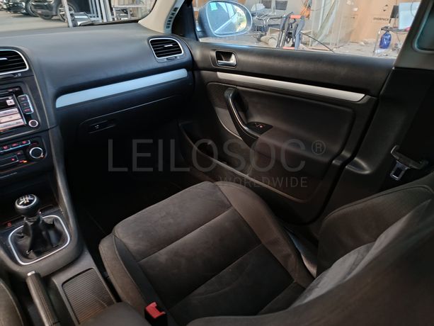 Volkswagen Golf · Ano 2010