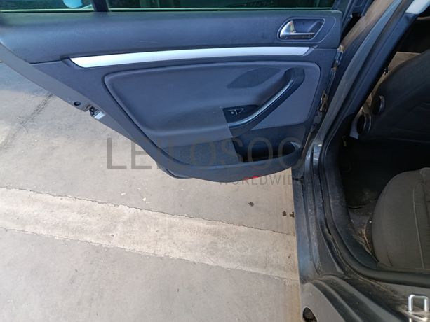 Volkswagen Golf · Ano 2010