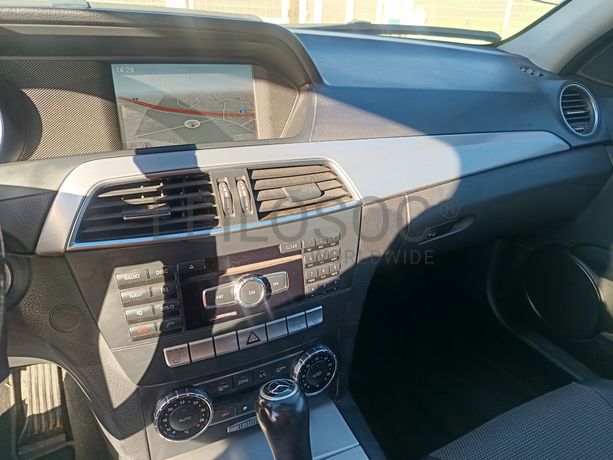 Mercedes-Benz C220 · Ano 2012