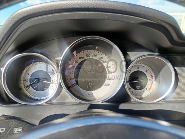 Mercedes-Benz C220 · Ano 2012