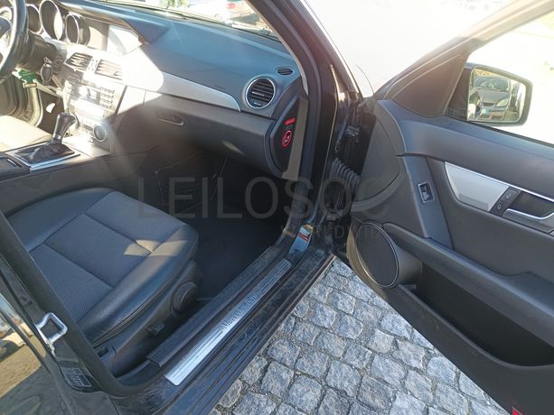 Mercedes-Benz C220 · Ano 2012