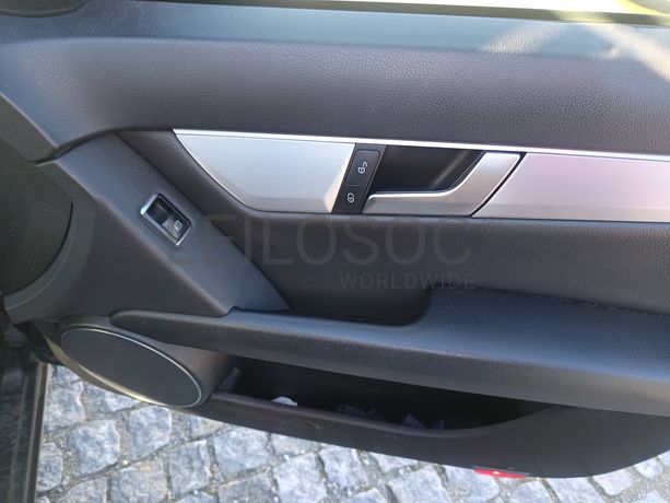 Mercedes-Benz C220 · Ano 2012