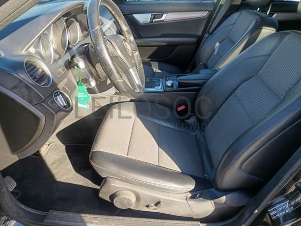 Mercedes-Benz C220 · Ano 2012