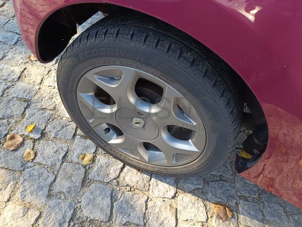 Renault Twingo 1.2 16V · Ano 2012