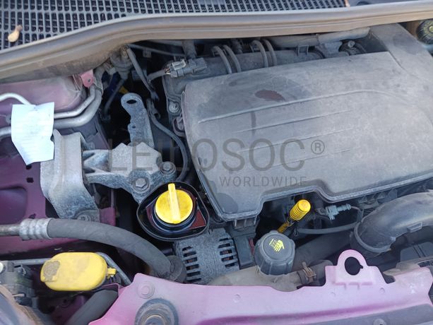 Renault Twingo 1.2 16V · Ano 2012