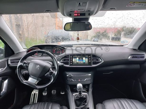 Peugeot 308 · Ano 2016