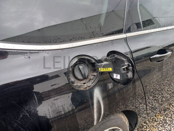 Peugeot 308 · Ano 2016