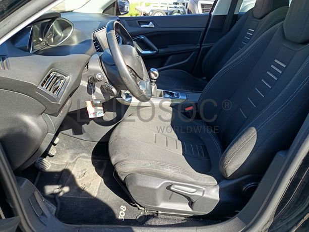 Peugeot 308 · Ano 2014