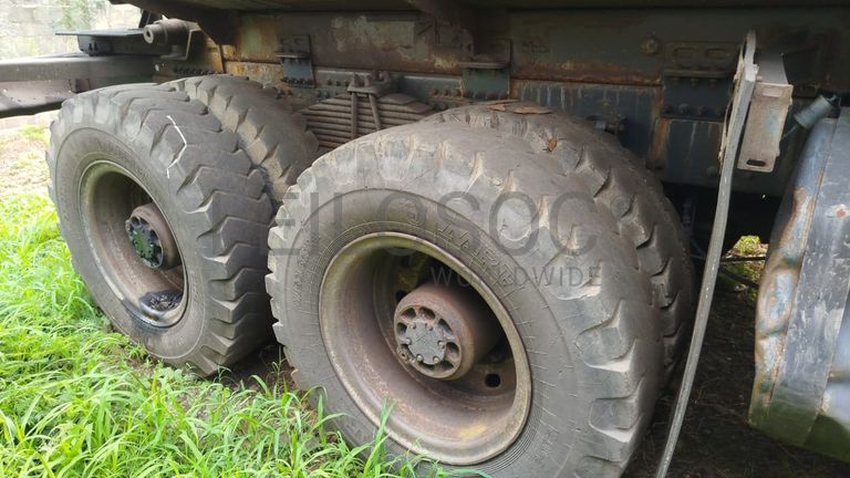 Camião tanque Volvo FMX